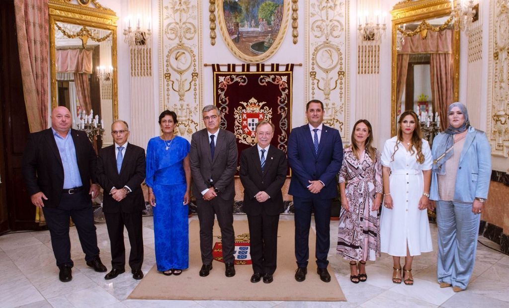 Toman posesión de su cargo los seis nuevos consejeros del Gobierno ceutí