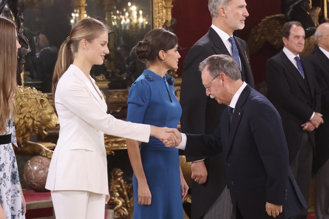 Juan Vivas asiste a la jura de la Constitución de la Princesa de Asturias
