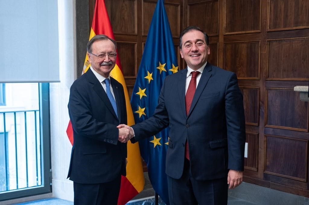 Vivas se reunirá con el ministro Albares el próximo día 23 de abril