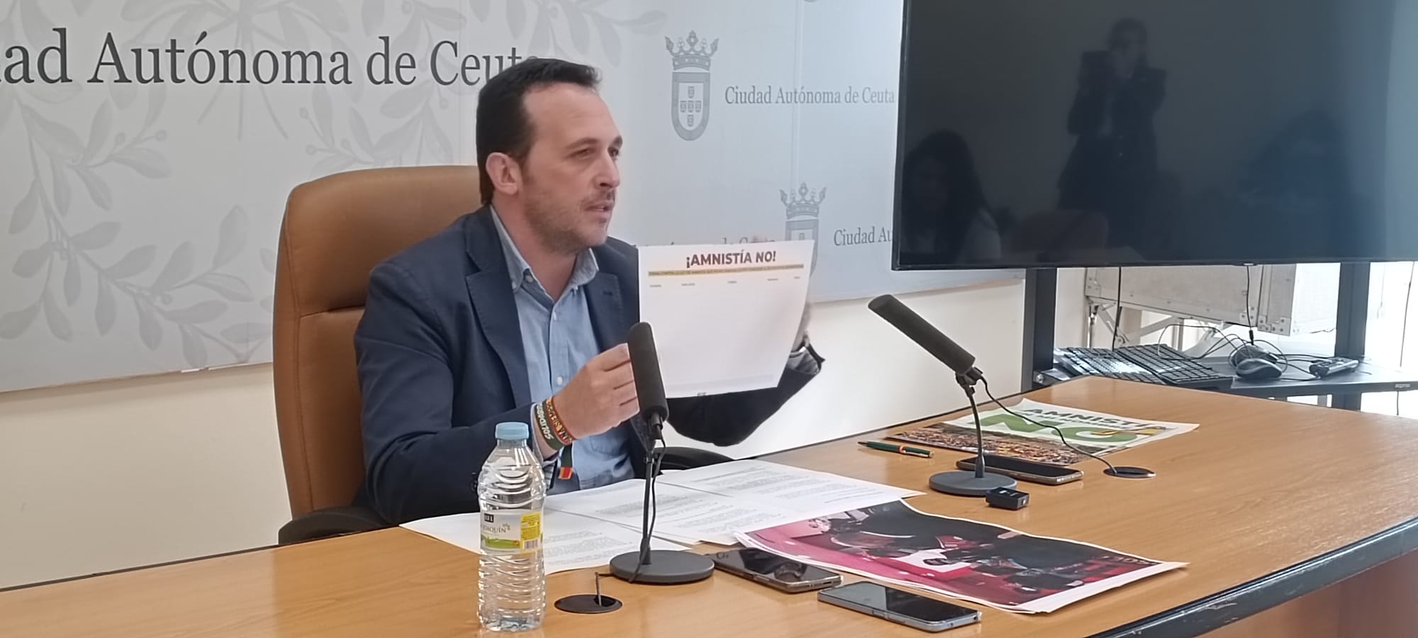 Vox Ceuta lanza una campaña contra lo que denuncia como "Golpe de Estado" del Gobierno de Pedro Sánchez