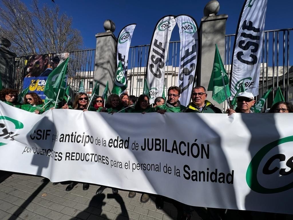 CSIF protesta ante el Ministerio de Seguridad Social por el reconocimiento de la jubilación anticipada para los profesionales de la Sanidad