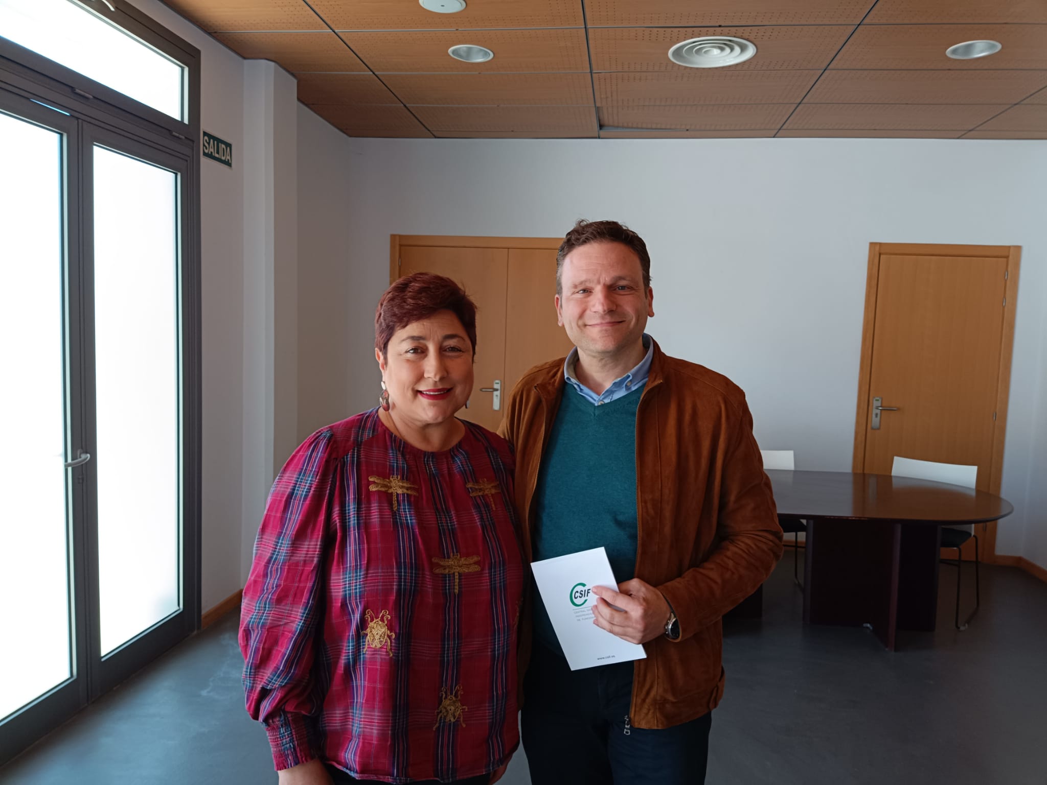 El delegado de CSIF se reúne con la Decana de la Facultad de Educación, Economía y Tecnología de Ceuta