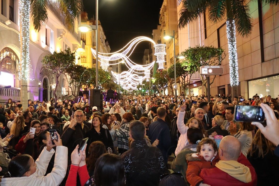 Cultura modifica el horario de los pasacalles navideño para que coincida con el encendido del alumbrado