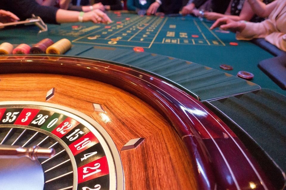 El Casino de Ceuta inicia los actos por su vigésimo quinto aniversario