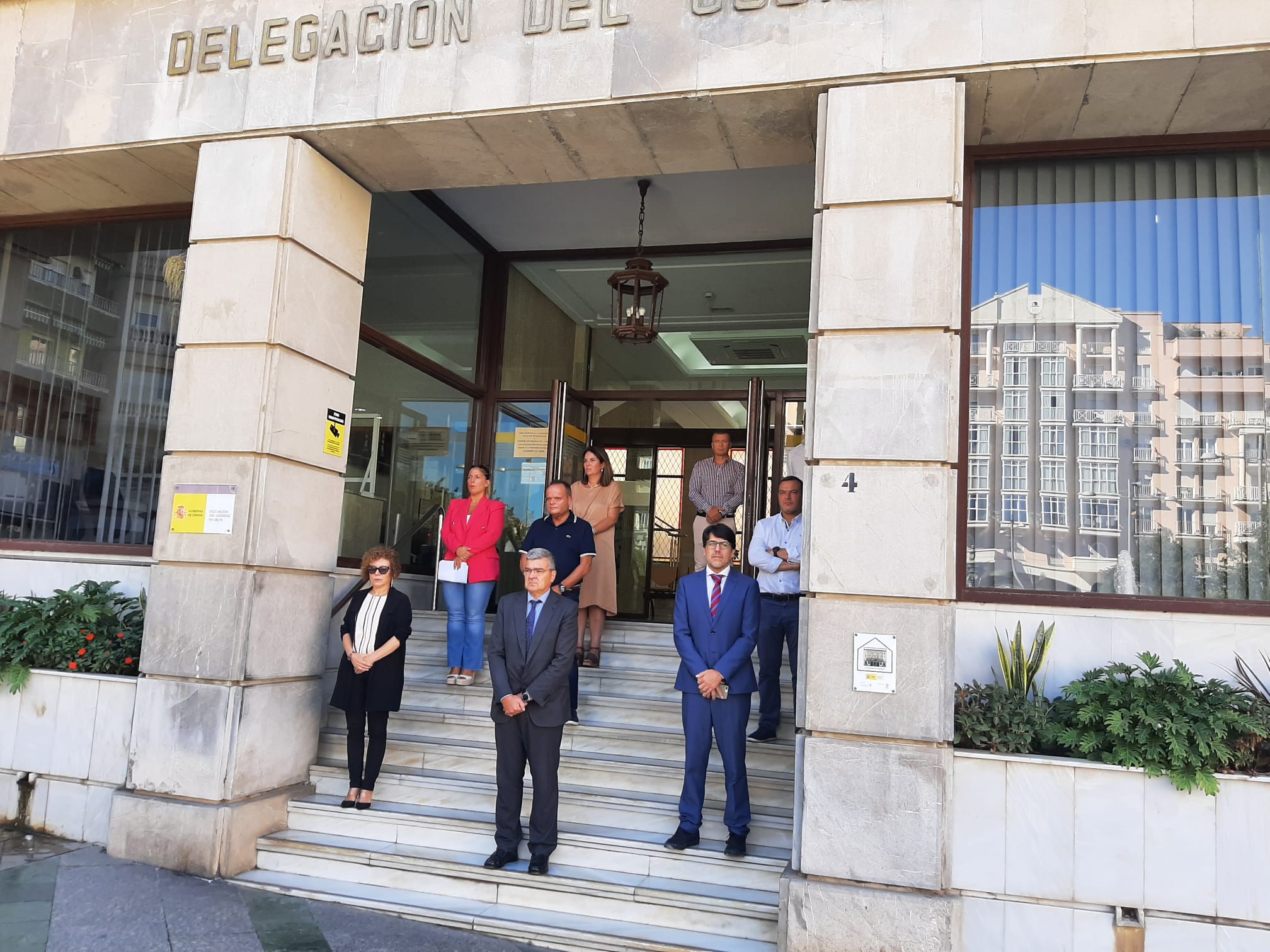 La Delegación del Gobierno guarda un minuto de silencio por las dos últimas víctimas de violencia de género