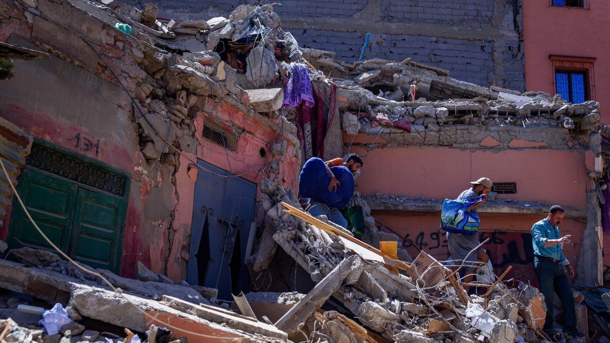 Los bomberos desplazados a Marruecos regresan a España