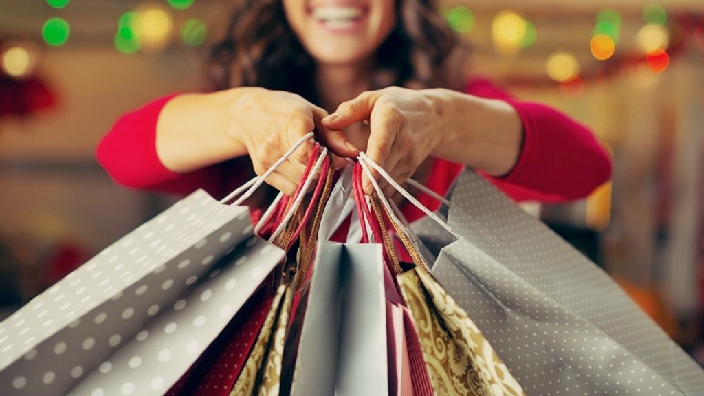 Los españoles gastarán una media de 240 euros en regalos estas navidades