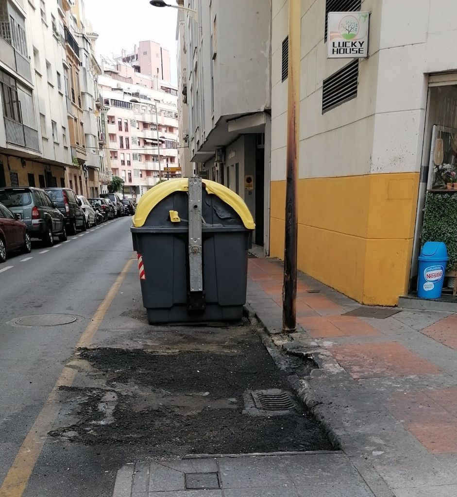 Queman un contenedor en pleno centro de la ciudad