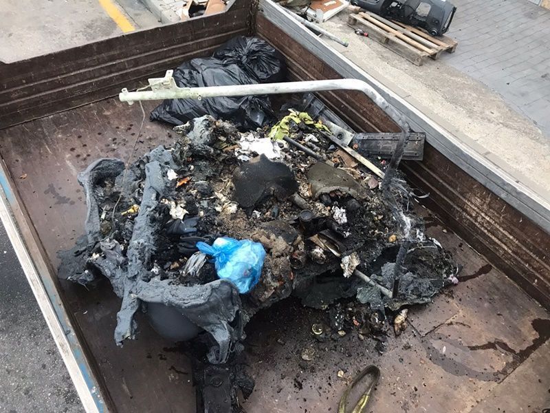 Quemas en Villajovita: contenedores, vehículos y ahora buzones