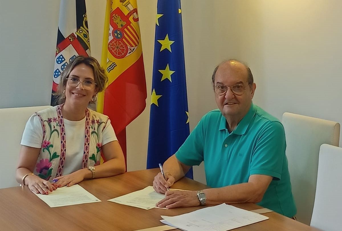 El arquitecto Pérez Buades cede a la Ciudad sus fondos documentales