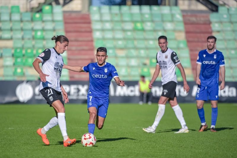 La AD Ceuta salva un punto con sabor a victoria (1-1) 
