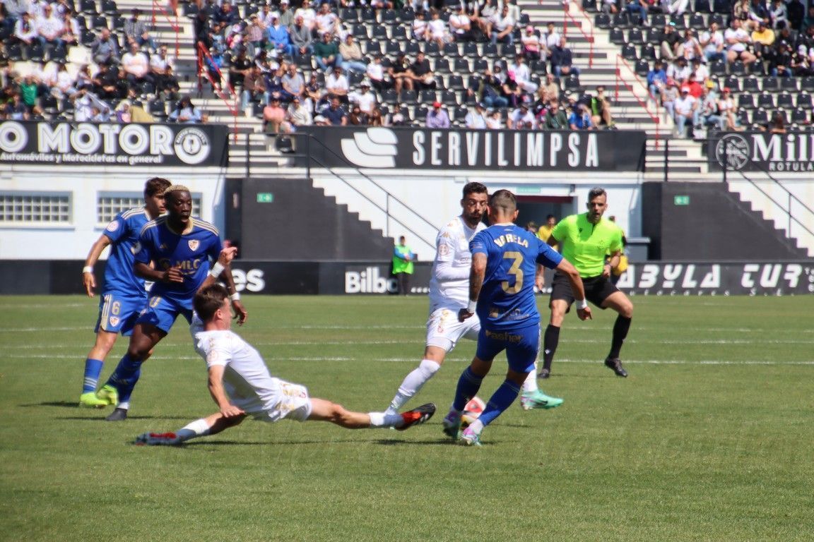 El Linares Deportivo destituye a David Campaña tras su derrota en nuestra ciudad