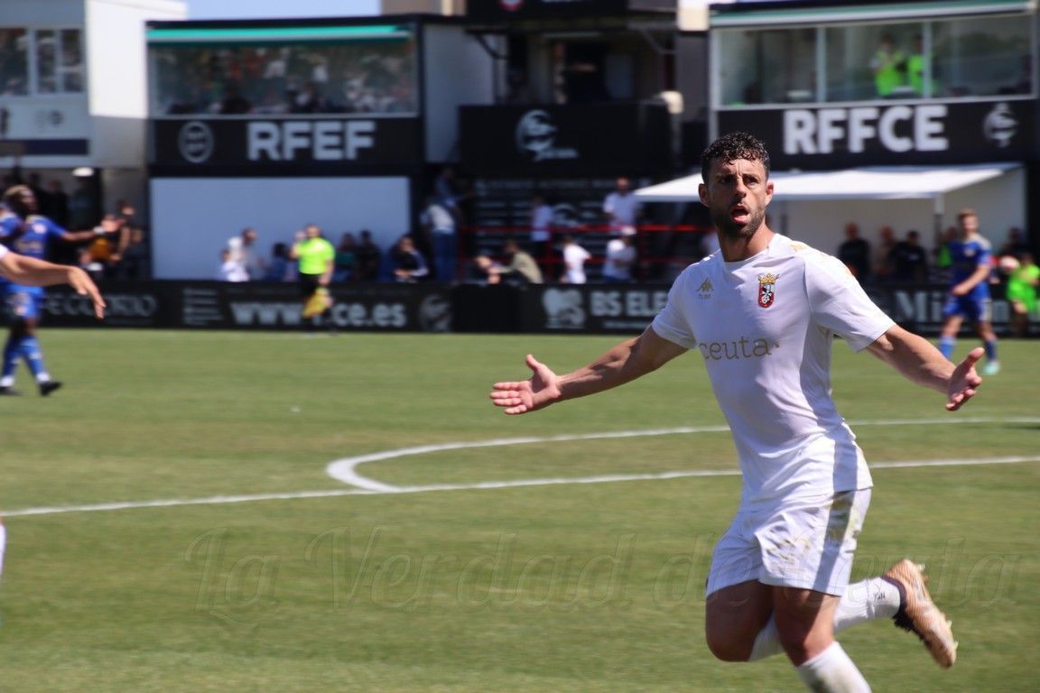 La AD Ceuta FC anuncia la renovación de Rodri Ríos hasta 2026