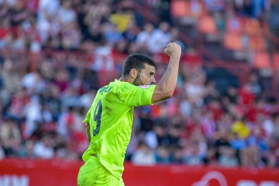 La AD Ceuta abrirá la liga en el campo del Hércules de Alicante