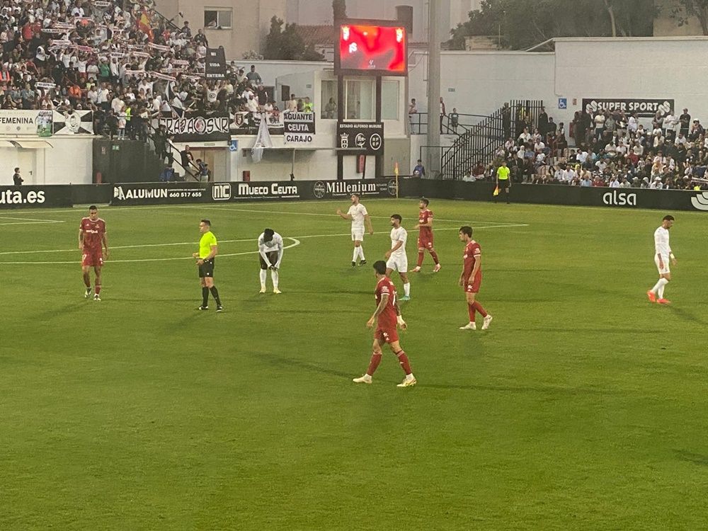 La AD Ceuta FC buscará el triunfo en Tarragona para seguir soñando con el  ascenso