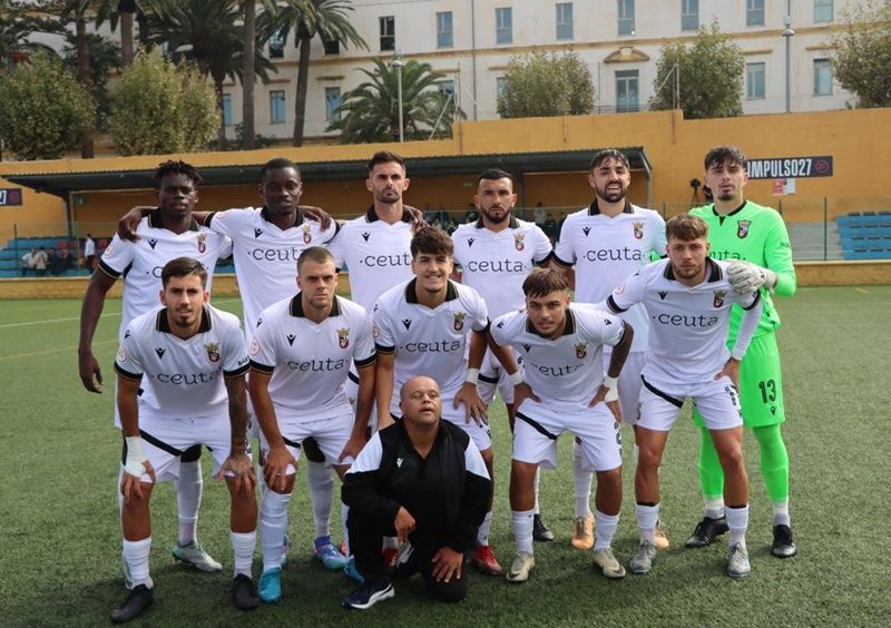 Empate entre AD Ceuta B y La Palma en un intenso partido de Tercera Federación (2-2)