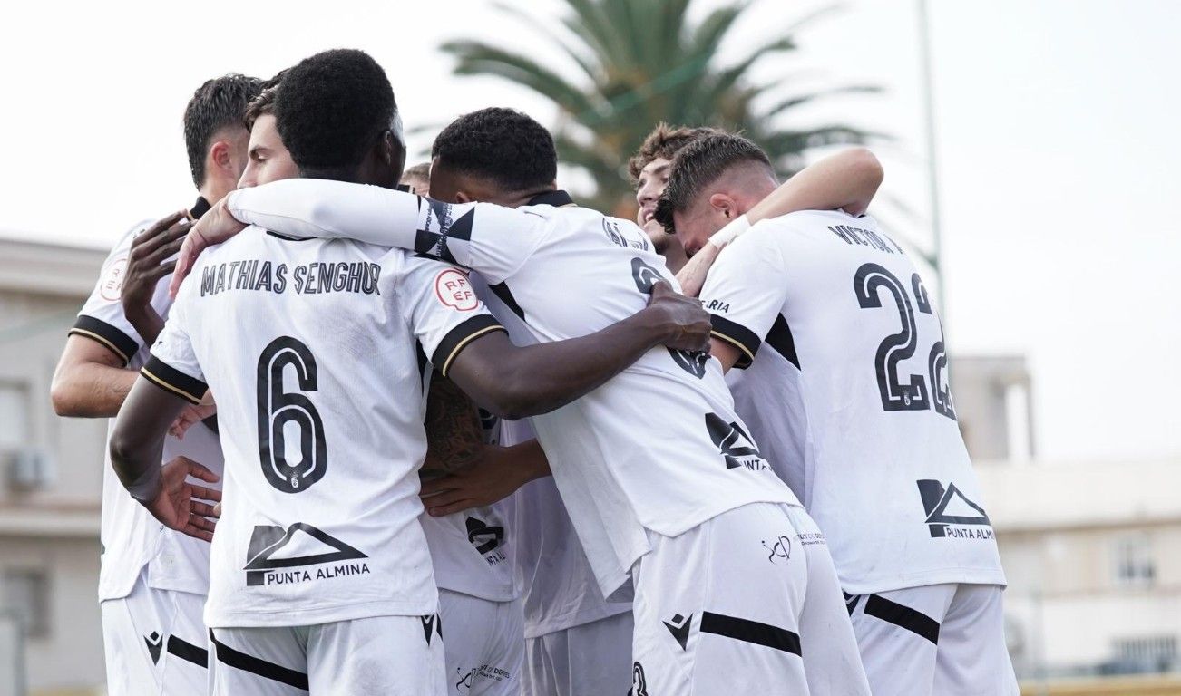 El Ceuta B resuelve el partido ante el Atlético Central en la primera mitad (2-0)