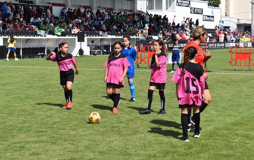 Presentada la Liga Escolar Femenina de Fútbol 2023-2024 