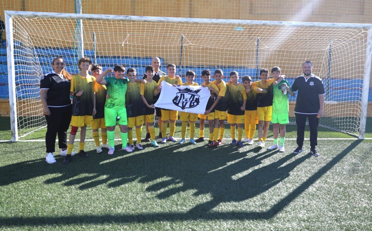 El Manzanera B se hace con el título de Liga de 2ª Autonómica Alevín y consigue el doblete