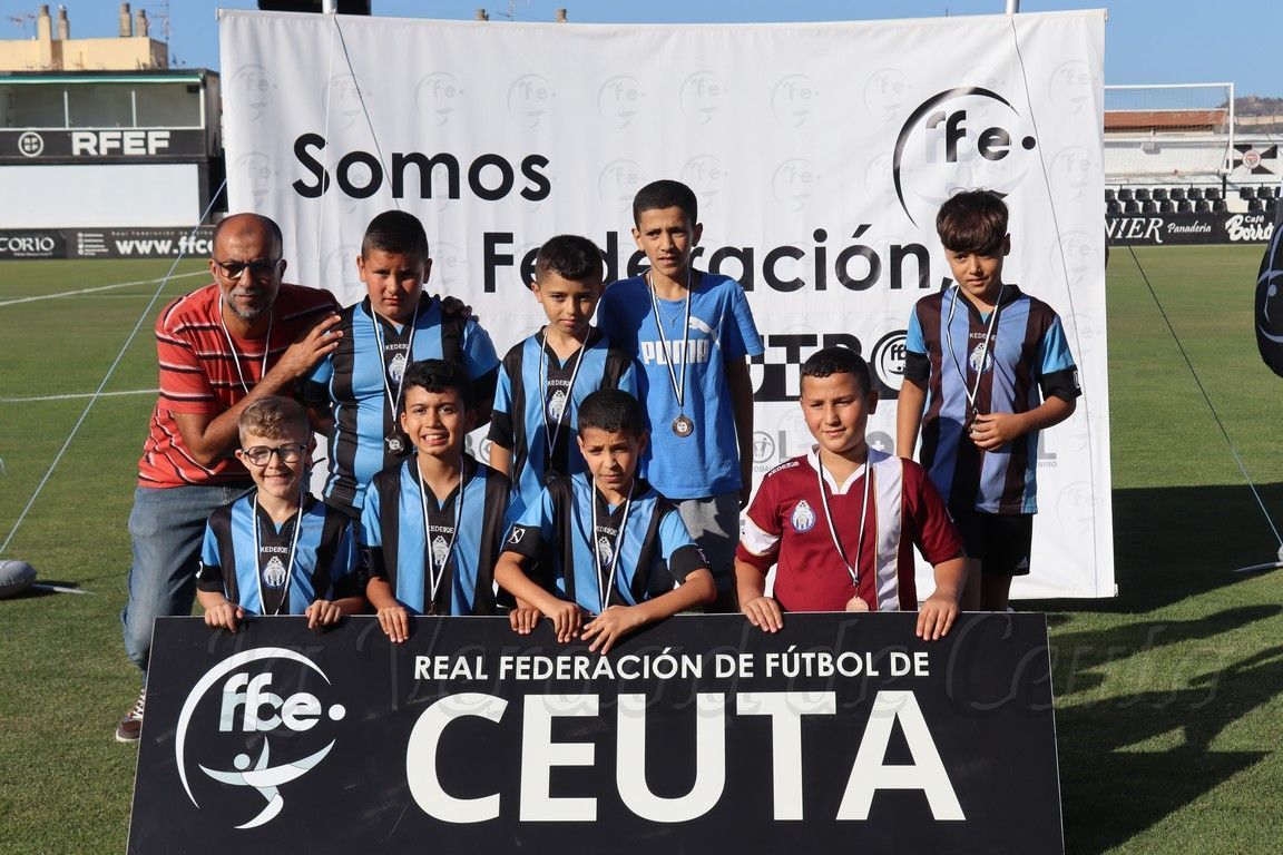 Medallas futbol base 24 13