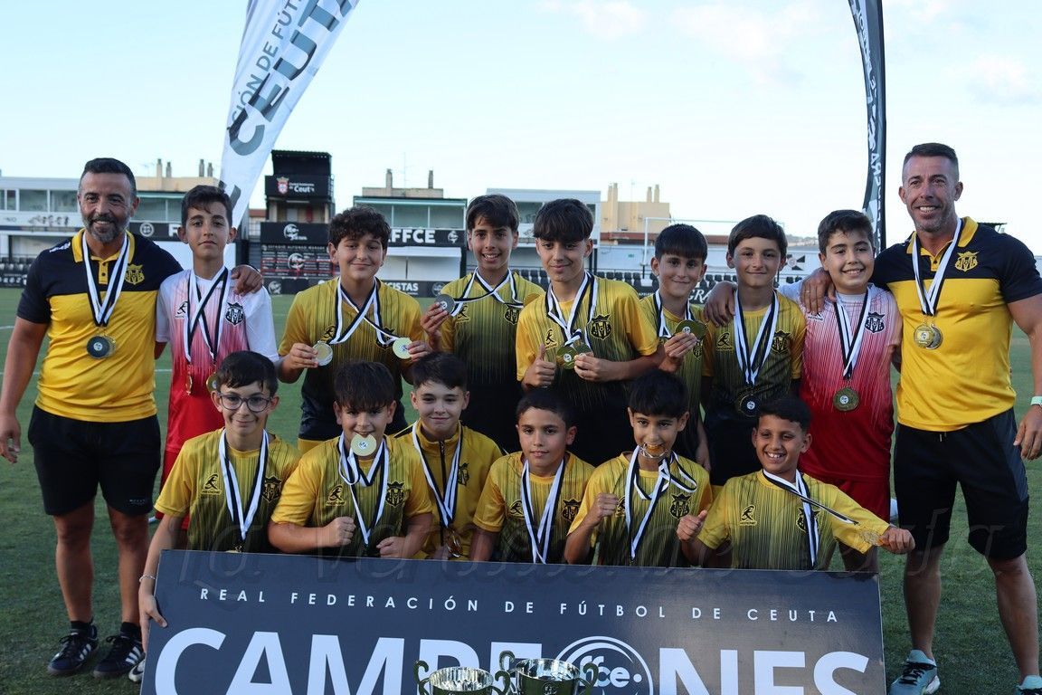 Medallas futbol base 24 52