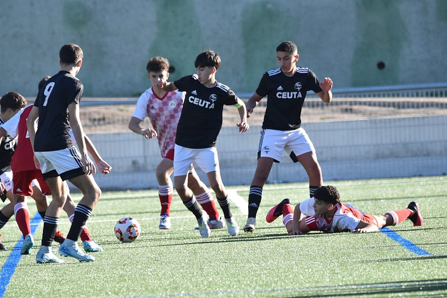 Las selecciones Sub-14 y Sub-16 de fútbol comienzan el Nacional con derrota