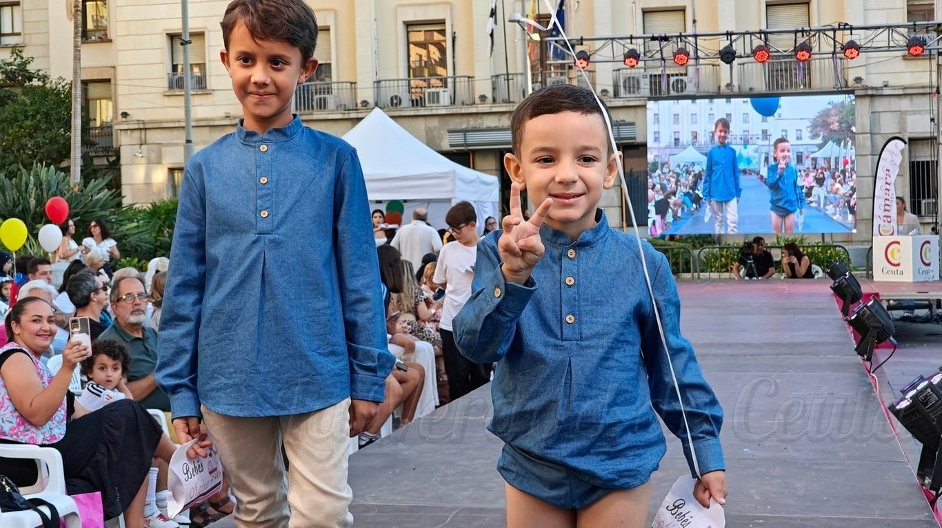 Semana Comercio desfile 1 23