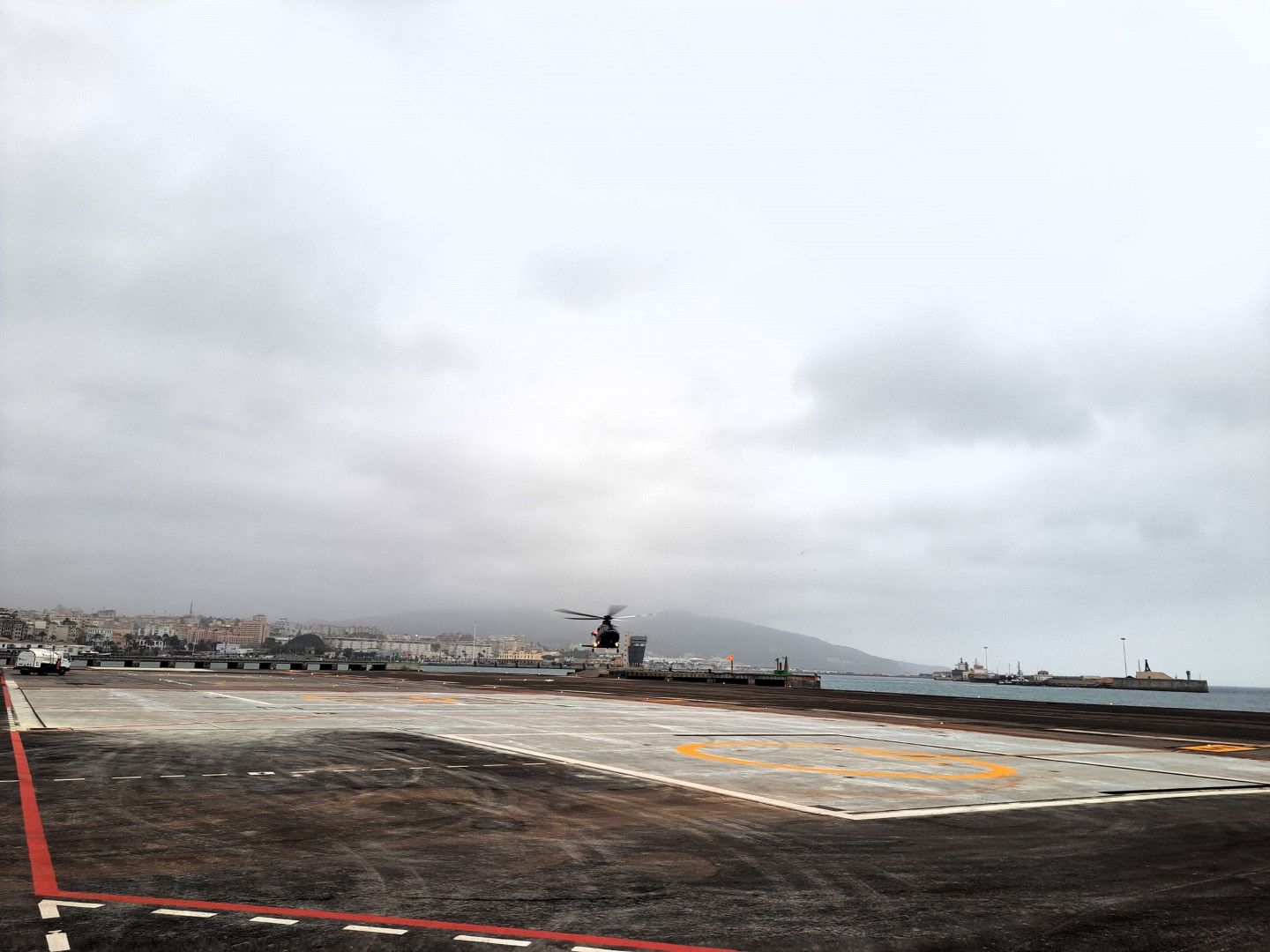 El Helipuerto de Ceuta aumenta su capacidad con 2 nuevos aparcamientos de helicópteros