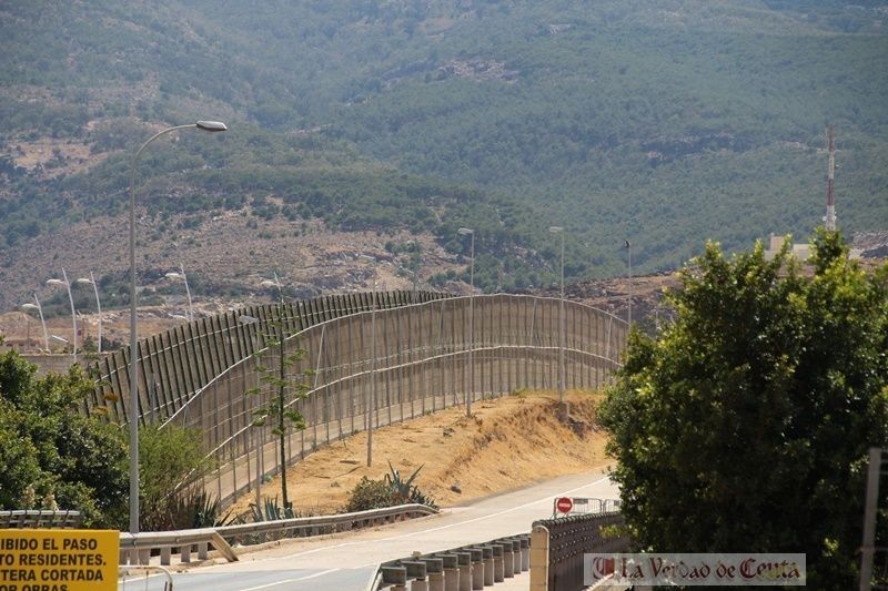 La Guardia Civil vigila la valla de Melilla con drones dotados de inteligencia artificial