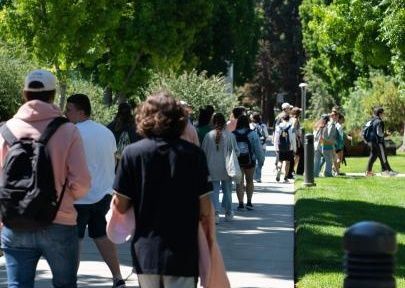  Los jóvenes españoles, entre los menos aislados socialmente de la Unión Europea 