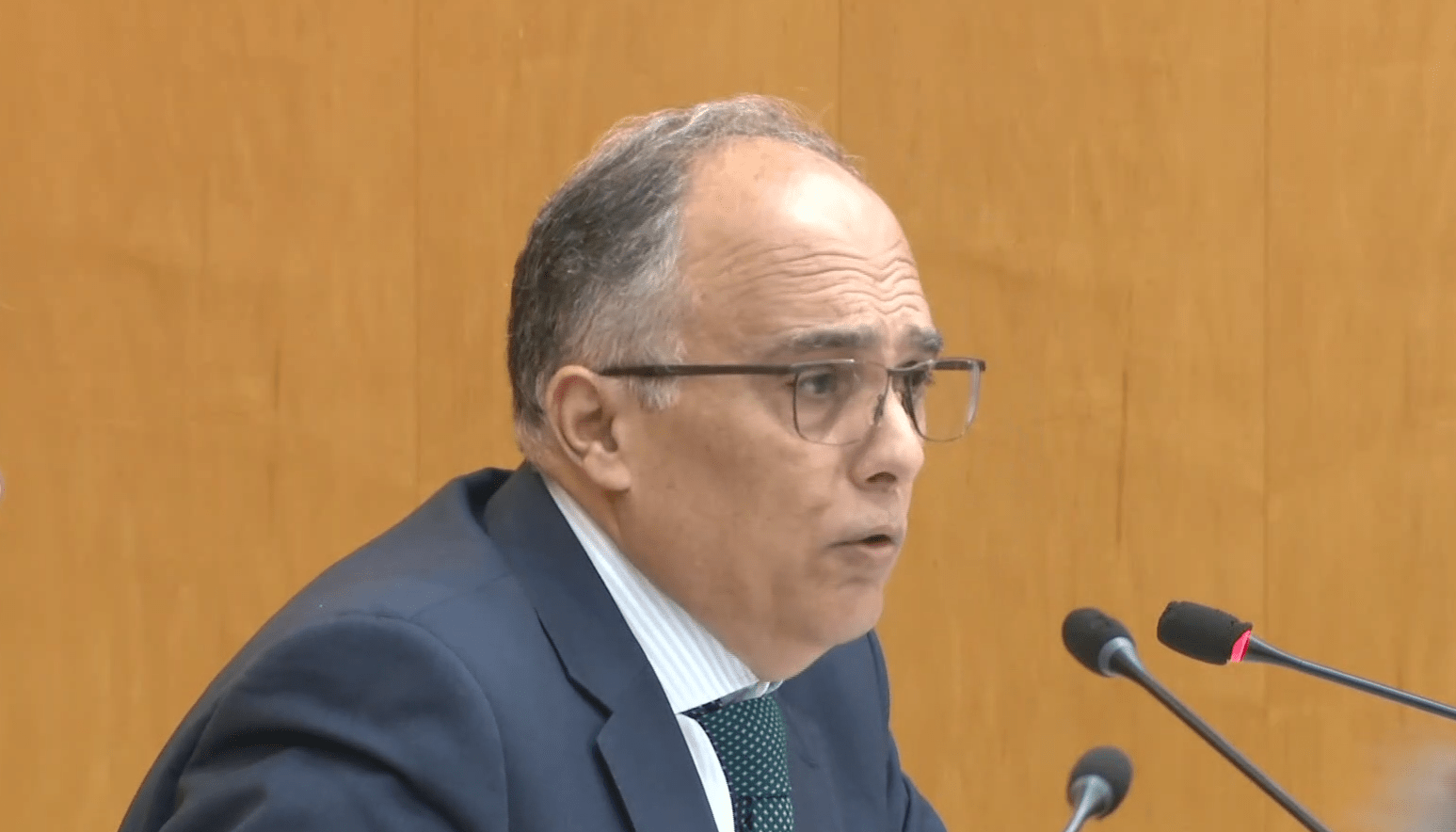 El consejero Gaitán defiende la actuación de las Fuerzas y Cuerpos de Seguridad del Estado ante las acusaciones de Vox 