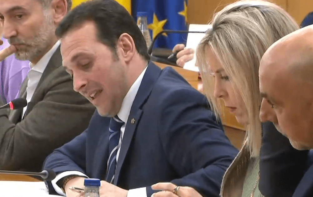 VOX dice que la comisión interministerial de los MENAS es un “paripé”