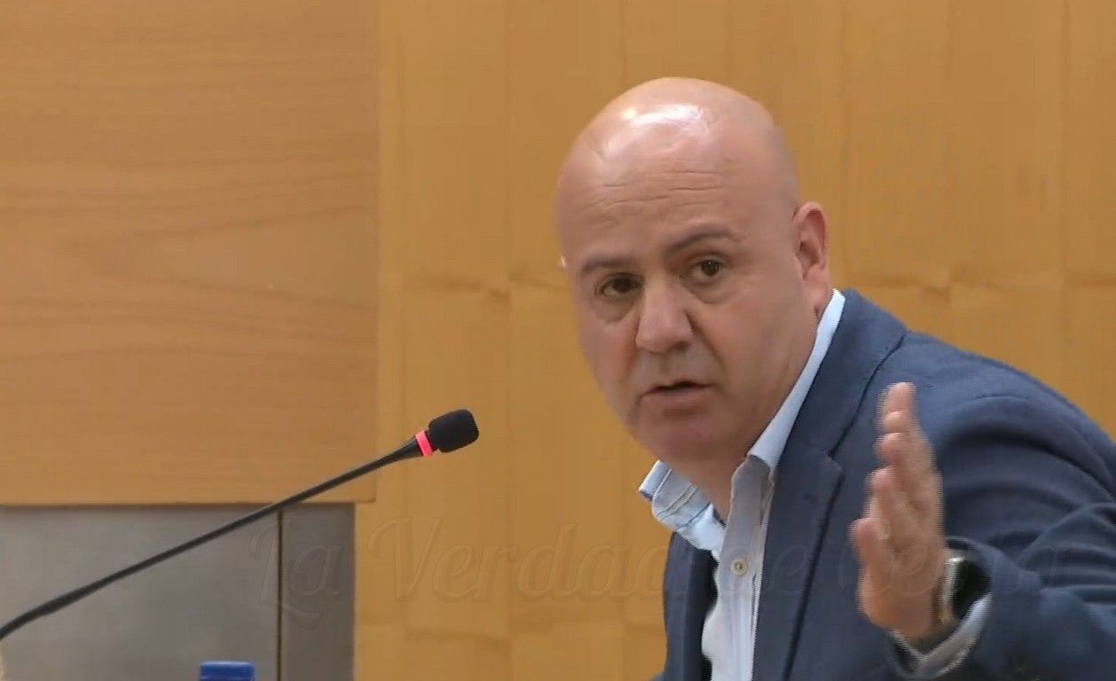 Juan Gutiérrez renuncia a su acta como diputado de la Asamblea