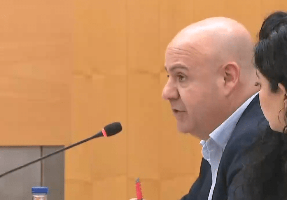 El PSOE traslada al pleno una posible ampliación del Alfonso Murube que Cecchi ve factible