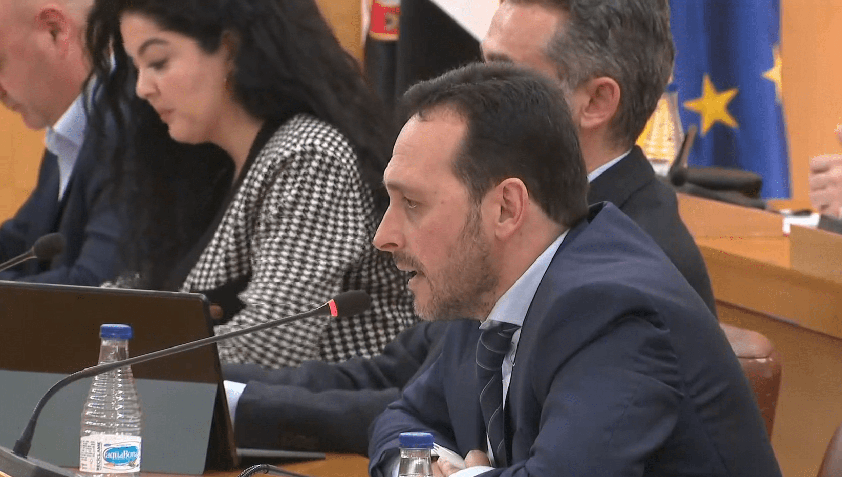 VOX cuestiona al Gobierno por demoras en convocatoria del Consejo de Acuicultura y otras problemáticas en Ceuta