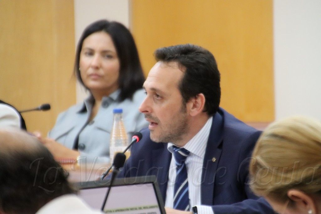 VOX responde al Ingesa: “Podrá haber equipamiento, pero sin profesionales sanitarios no sirve para nada”
