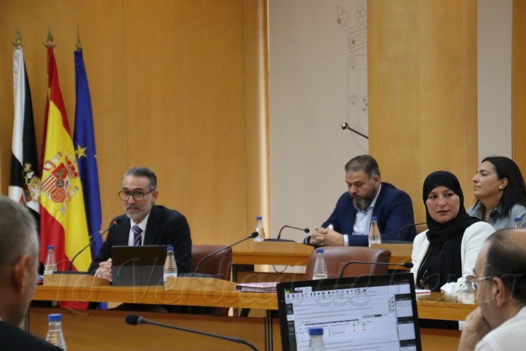 El PSOE alerta de la proliferación de vertidos de neumáticos y reclama un plan de choque para erradicarlos