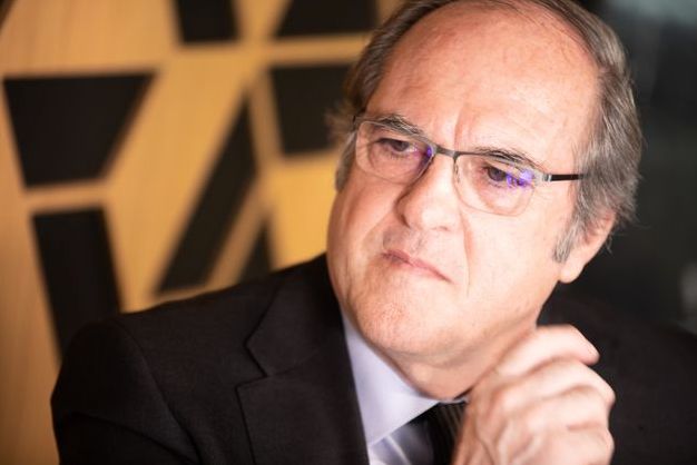 El Defensor del Pueblo recurre ante el TC un artículo de la Ley Trans