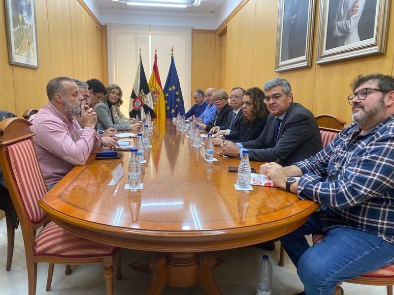 La Mesa de Diálogo Social valora las iniciativas para recuperar el anterior sistema de bonificaciones