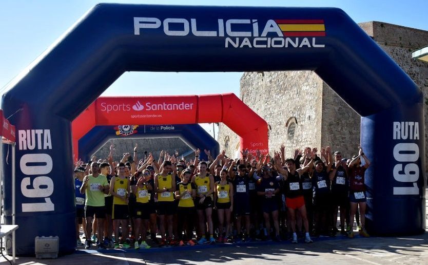 Carrera solidaria R091 da inicio a eventos deportivos del Bicentenario de la Policía Nacional en Ceuta