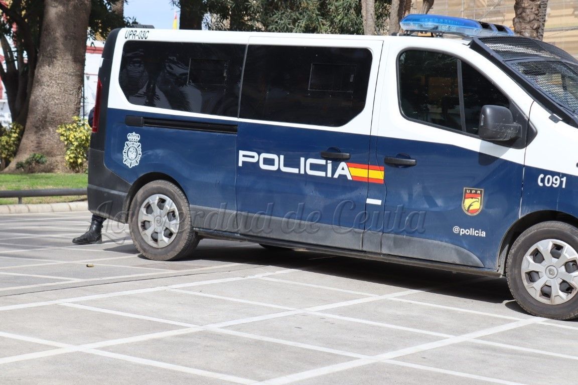 La Policía Nacional intensifica su presencia con dos dispositivos especiales con motivo de las fiestas navideñas