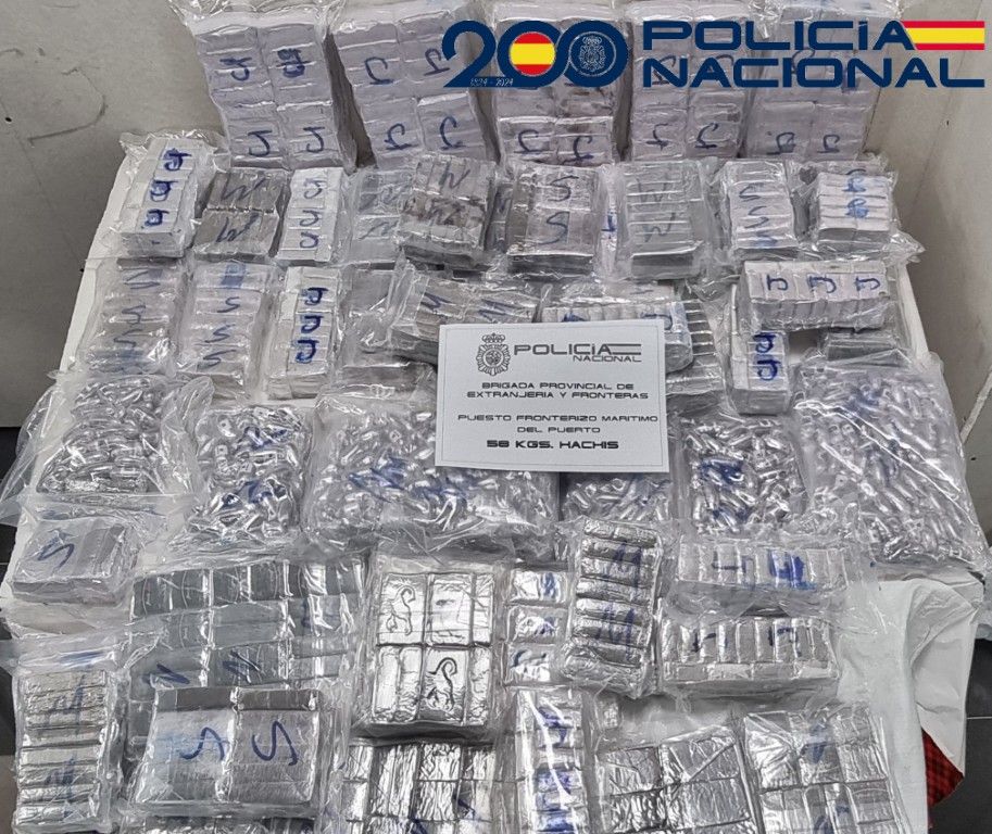 La Policía Nacional detiene en la estación marítima a un ciudadano residente en Ceuta con 58 kilos de hachís 