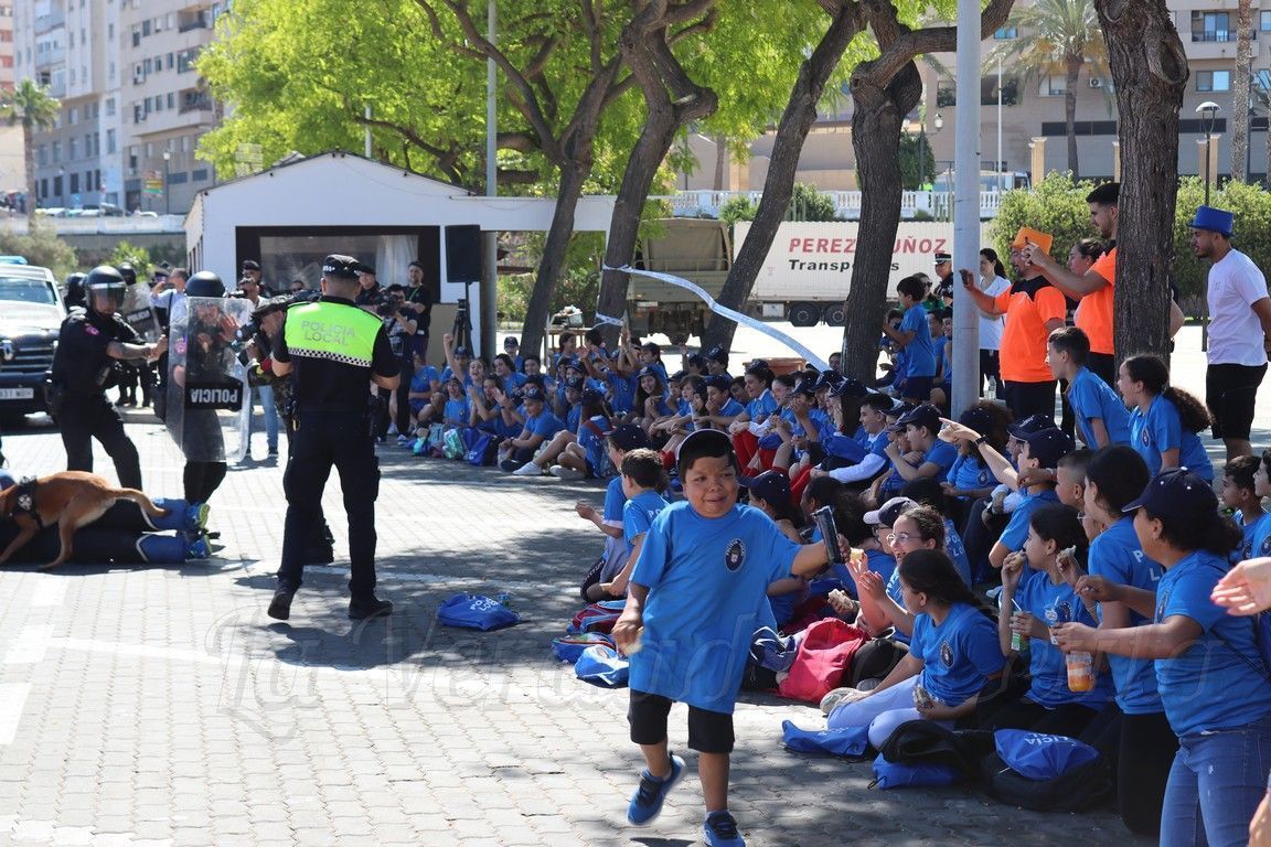 Exhibion policia local 02