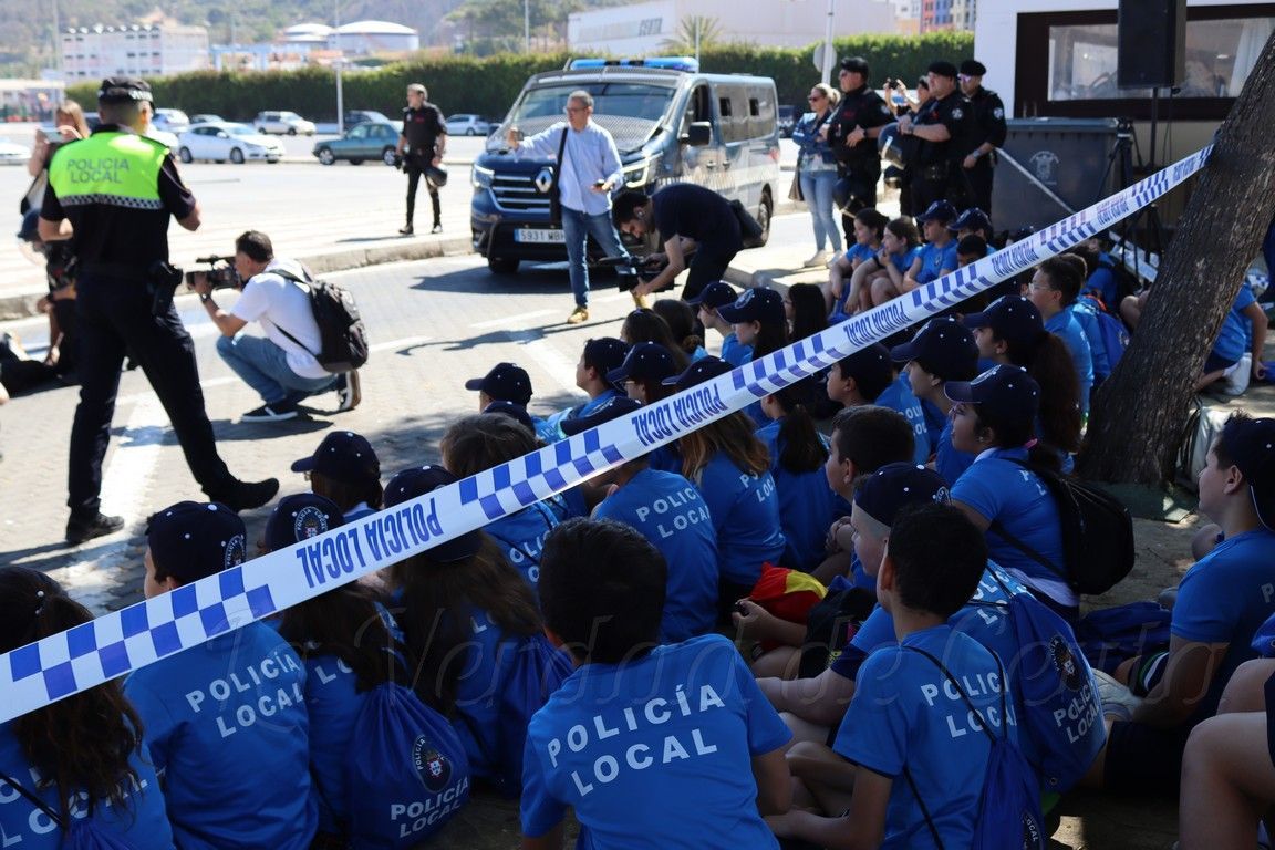 Exhibion policia local 04