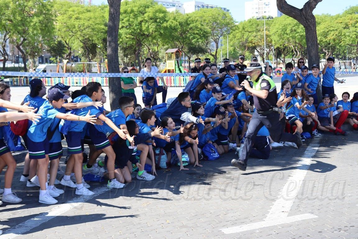 Exhibion policia local 08