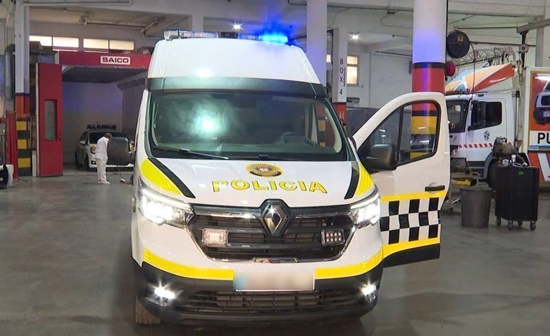 Incorporado un nuevo furgón para la Policía Local para agilizar la gestión de los atestados de tráfico