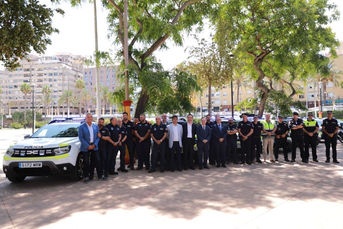 La Ciudad completa la renovación de la flota de la Policía Local con la recepción de 15 nuevos vehículos patrulla 
