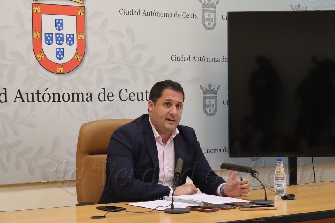 Ceuta y Canarias piden financiación extraordinaria para atender a menores no acompañados