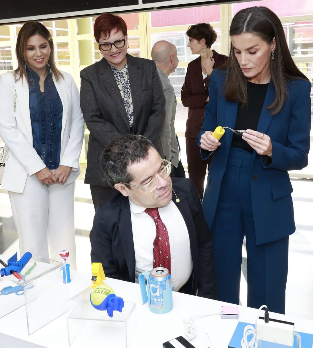 Benzina acude al acto por el Día Internacional de la Discapacidad presidido por la Reina Letizia