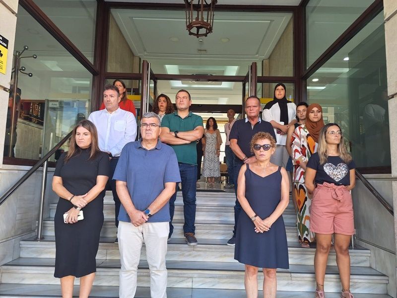La Delegación del Gobierno guarda un minuto de silencio por una nueva víctima de violencia de género